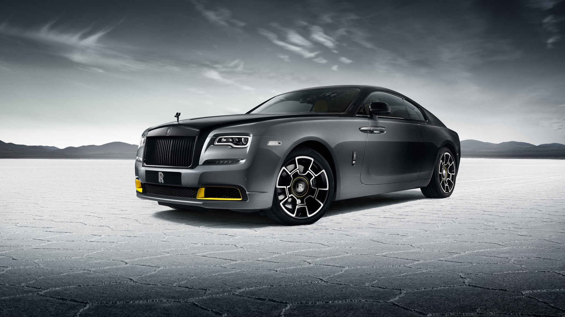 ['劳斯莱斯Black Badge Wraith Black Arrow限量版高清壁纸 V12发动机特别版车型设计图']