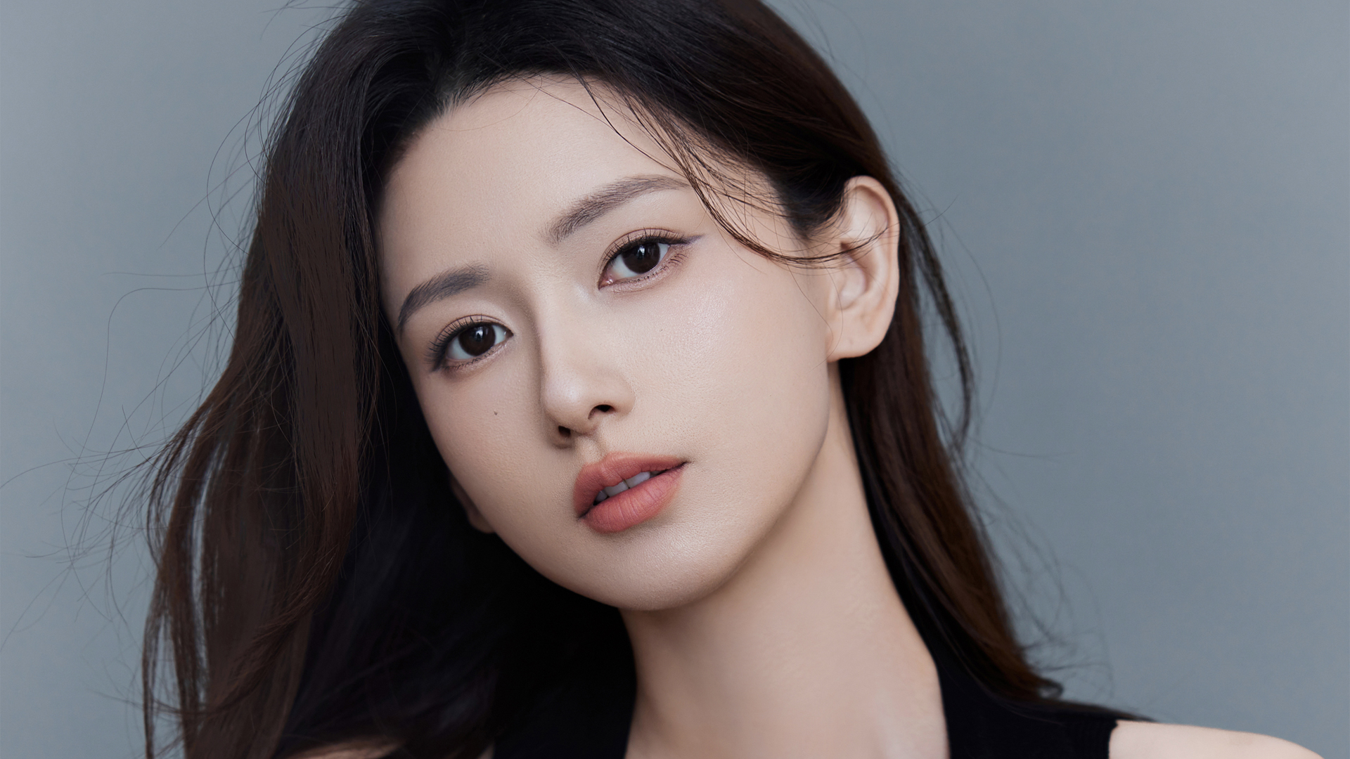 ['高清 王秋紫 4K 电脑桌面壁纸 写真 美女模特 超清 壁纸收藏']