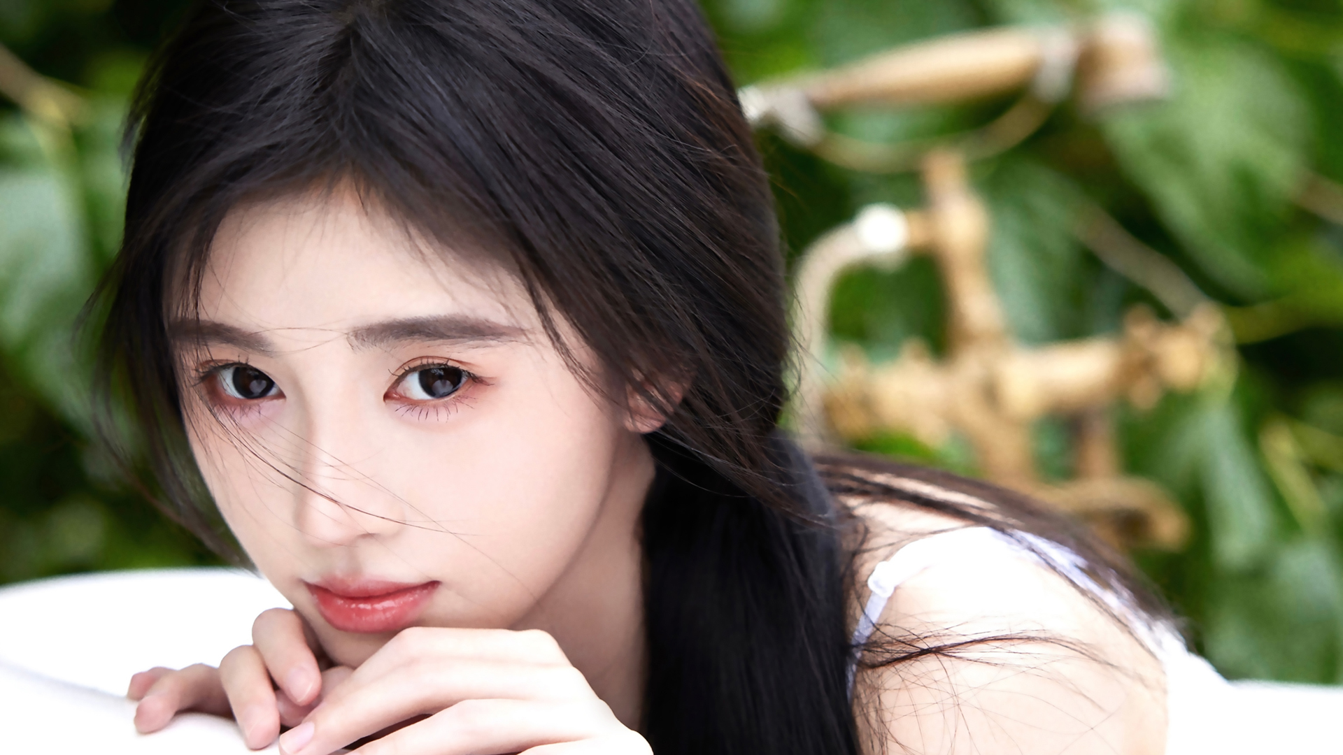 ['鞠婧祎 清新可爱美女 高清写真壁纸']