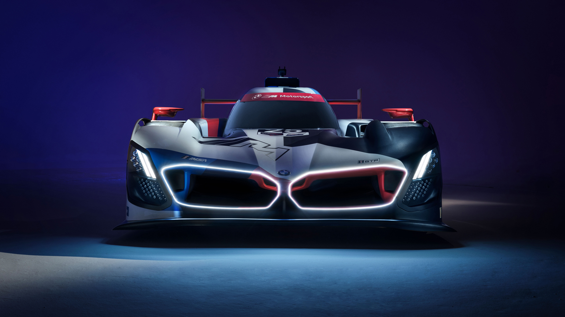 ['宝马M Hybrid V8跑车 2K高清壁纸 电脑桌面下载']