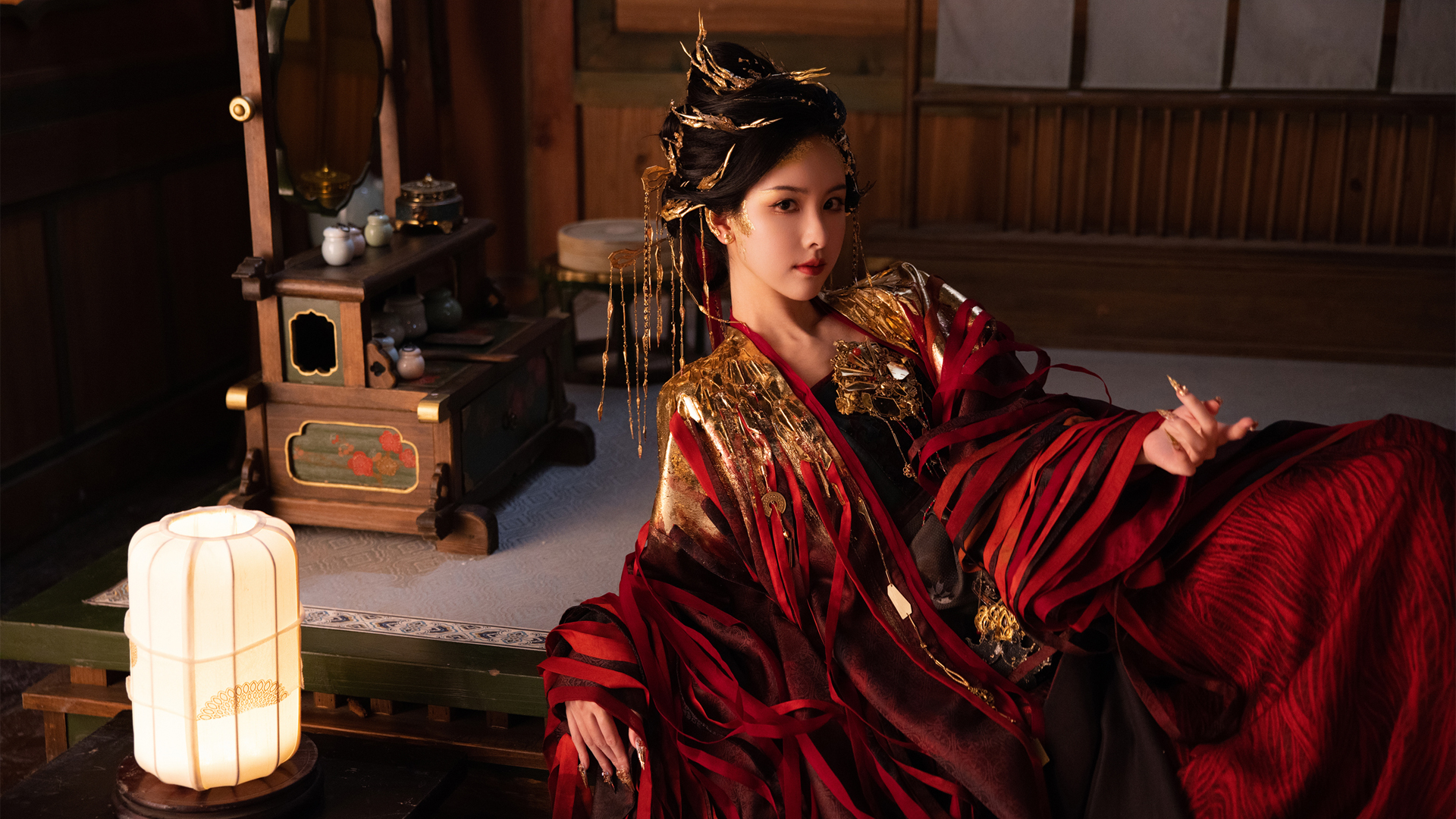 ['永夜星河 陈都灵 镜妖造型 古装 高清壁纸']